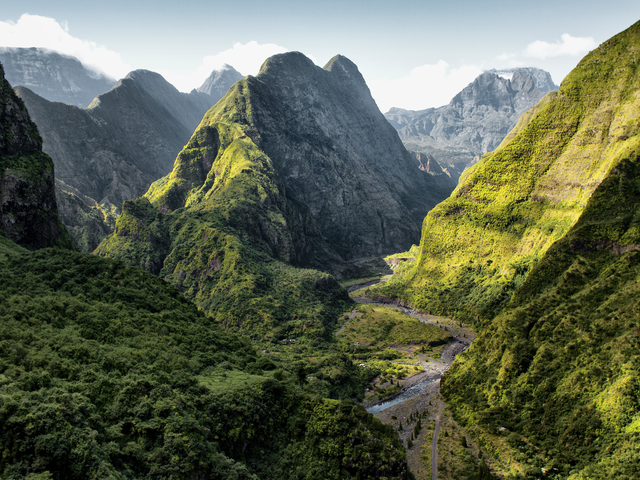 Reunion Travel Guide