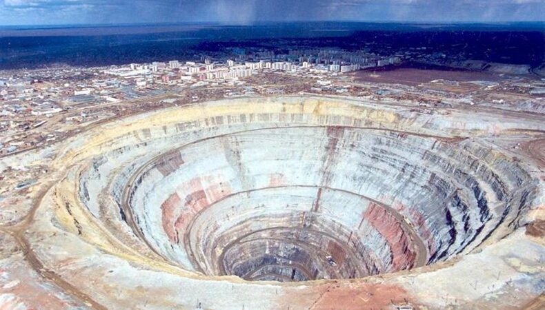 Mining Methods and Marketing of Diamonds